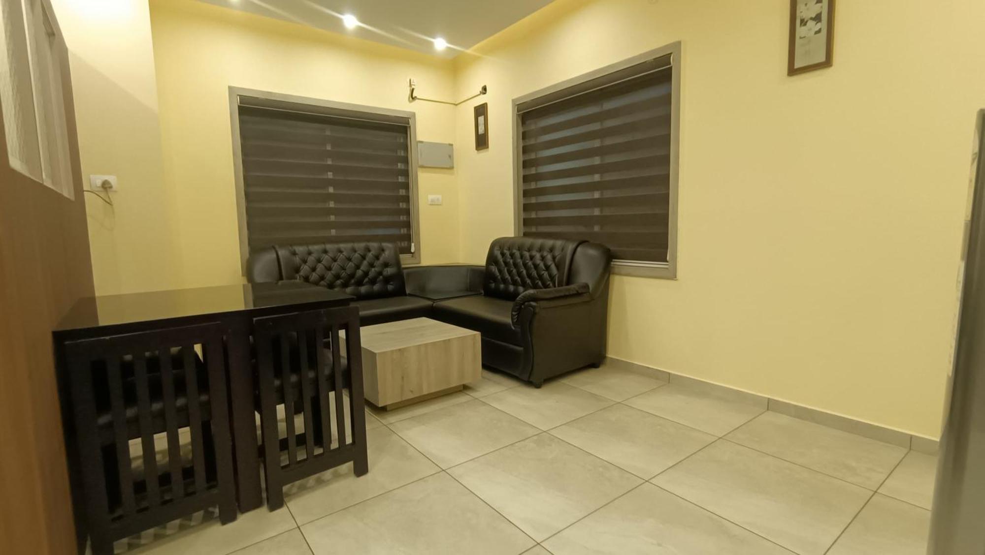 sahara suites Kochi Luaran gambar