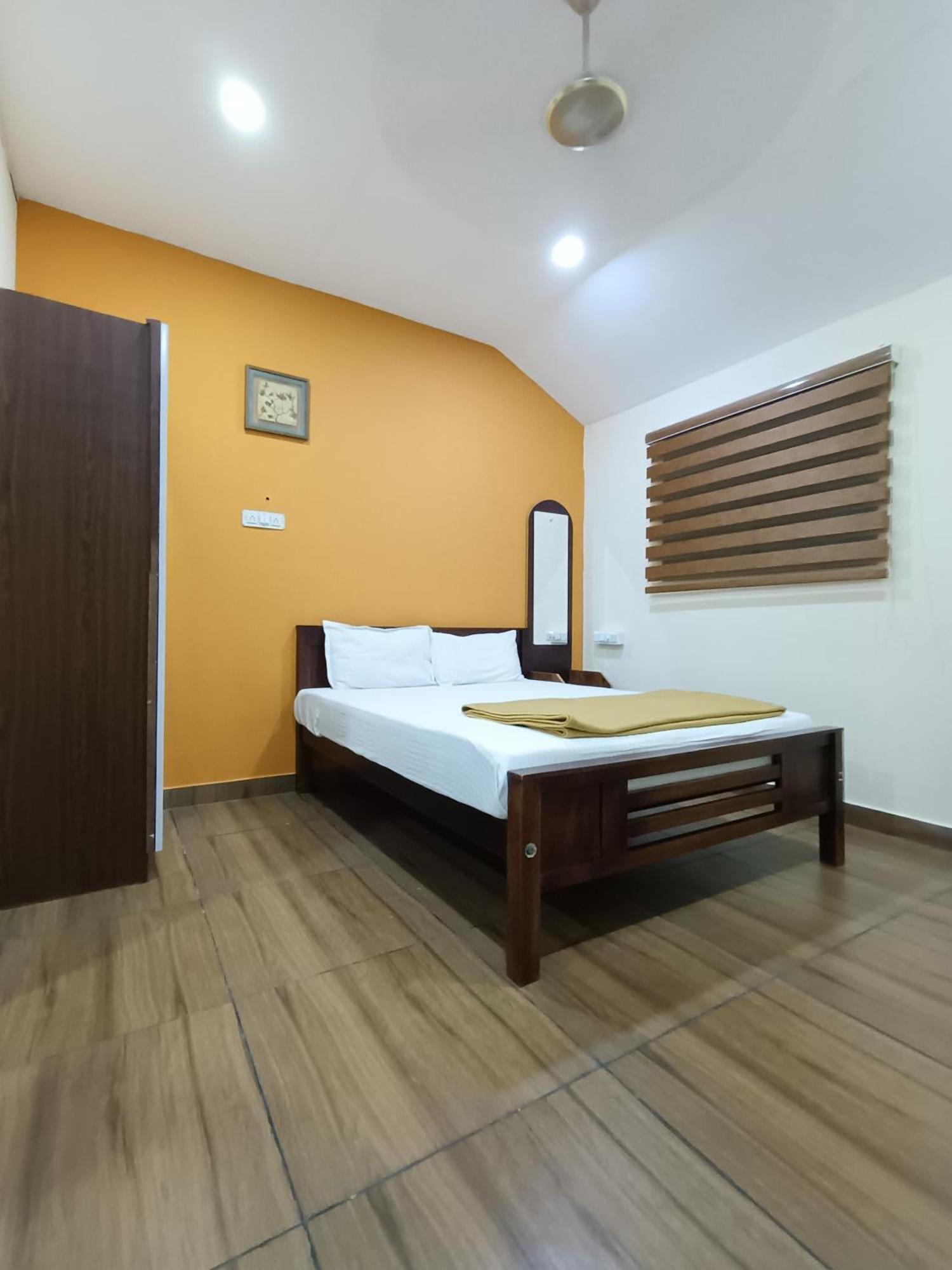 sahara suites Kochi Luaran gambar
